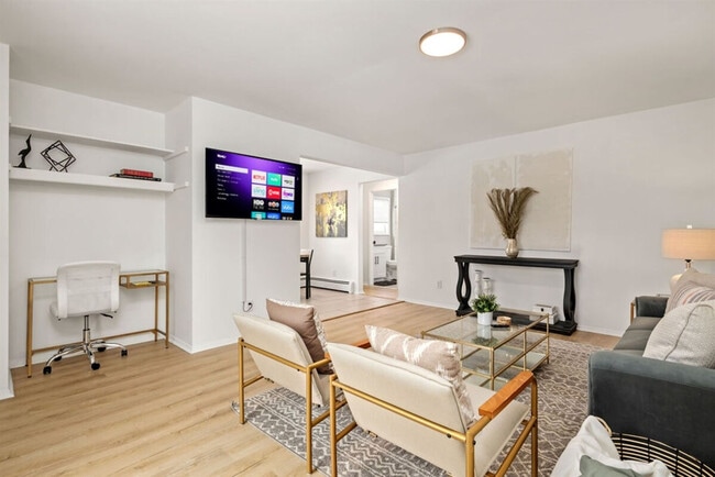 Photo - 22 2nd St Unit ID1032319P