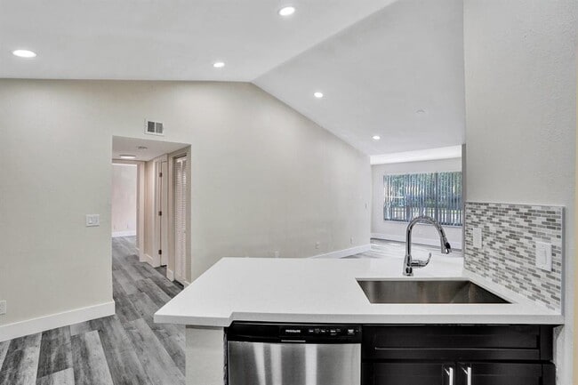 Photo - 595 Vista Isles Dr Unit 1925