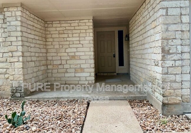 Photo - 1102 Leah Ln