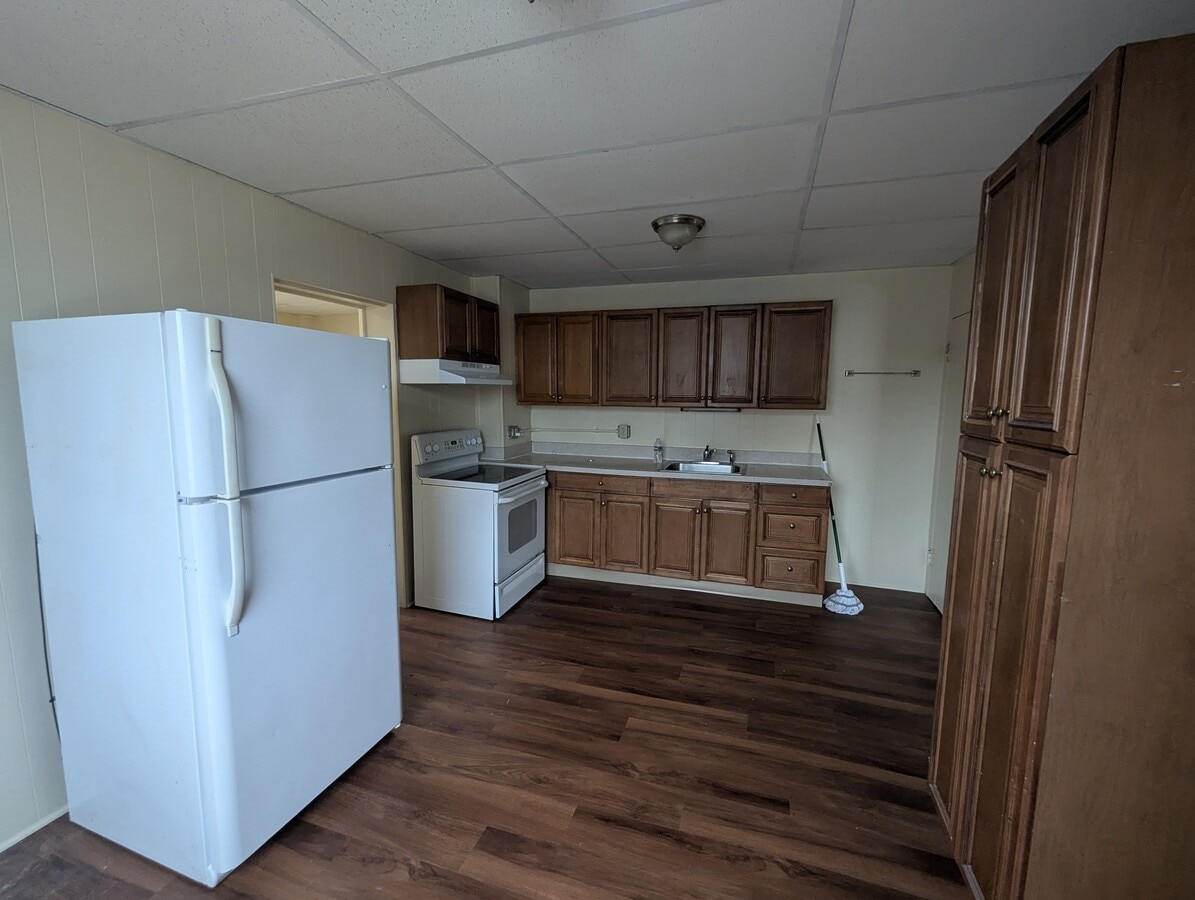 Photo - 117 E Greenwich St