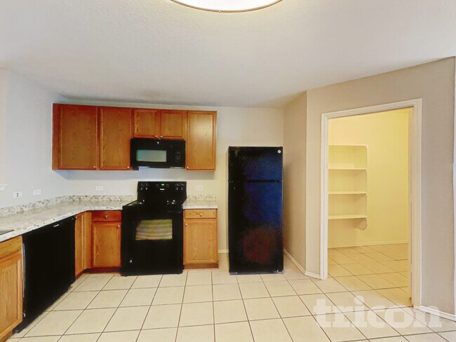 Photo - 1412 Royal Meadows Tr