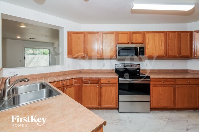 Photo - 8470 N Placita De La Manzana