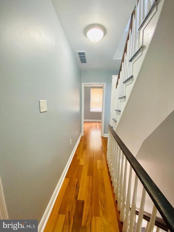 Photo - 1704 N Sydenham St