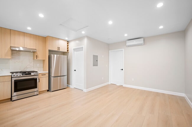 Photo - 7727 Gentry Ave