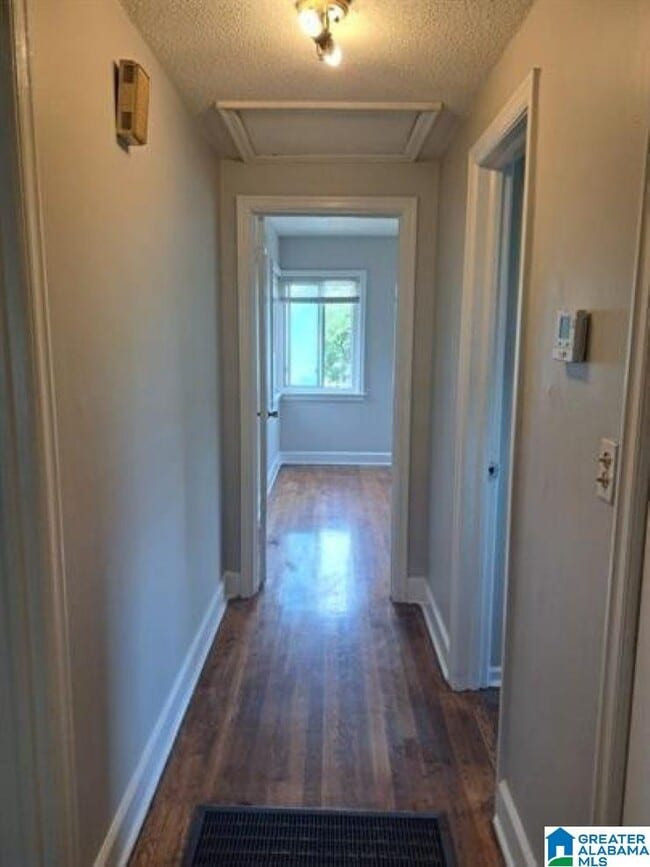 Photo - 813 46th St S