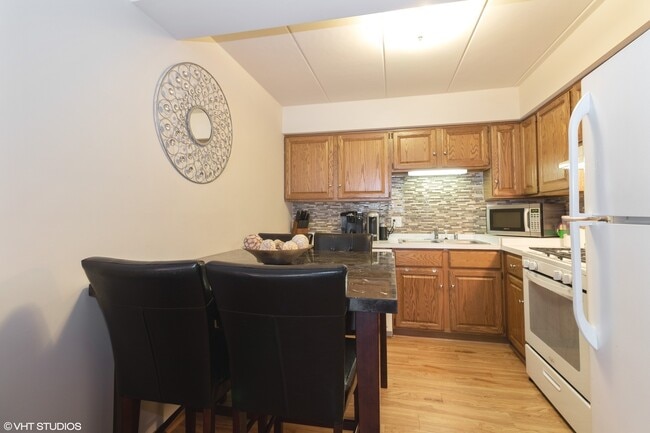 Photo - 4535 Rumsey Ave Unidad 2E