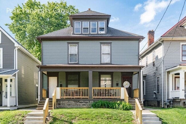 Building Photo - 25 E Blake Ave Rental