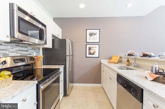 Building Photo - 1900 Arch St Unit 1109 Rental