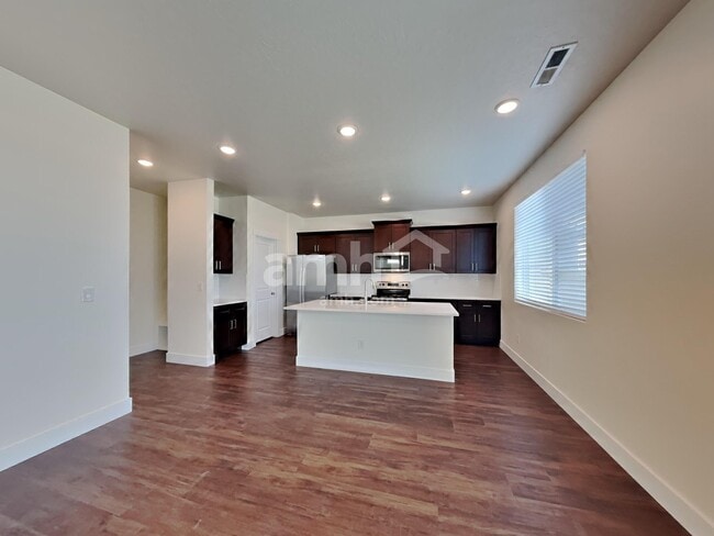 Photo - 1453 N Alderleaf Rd