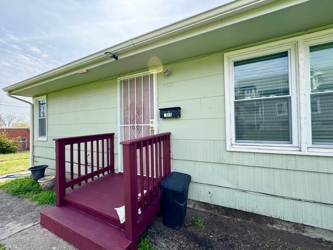 Building Photo - 4513 Virginia Ave