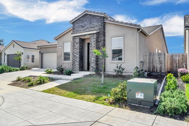 Photo - 7153 E Harvard Ave