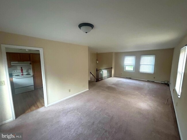 Photo - 12 Melvin Dr