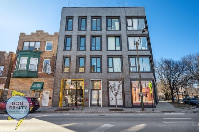 Photo - 3464 N Lincoln Ave Unit 401