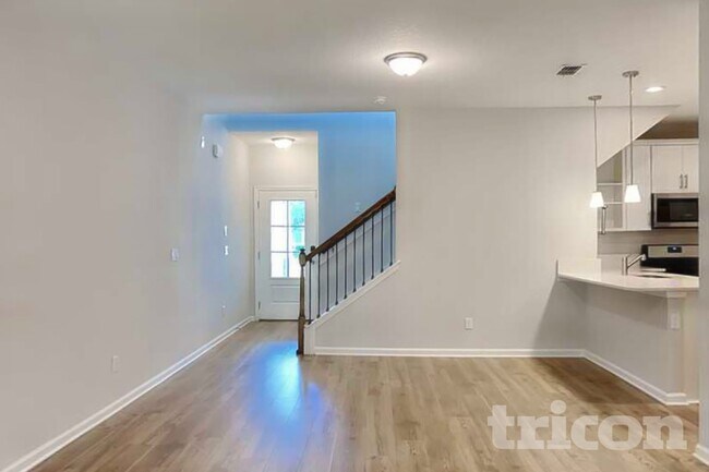 298 Charlie Way