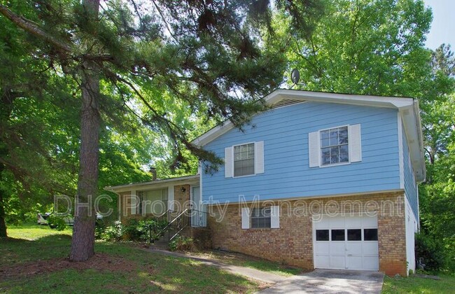 Building Photo - 210 Creekwood Ln Rental