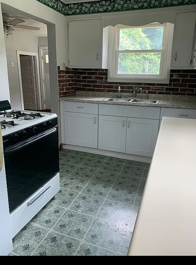 Photo - 1045 Paintertown Rd