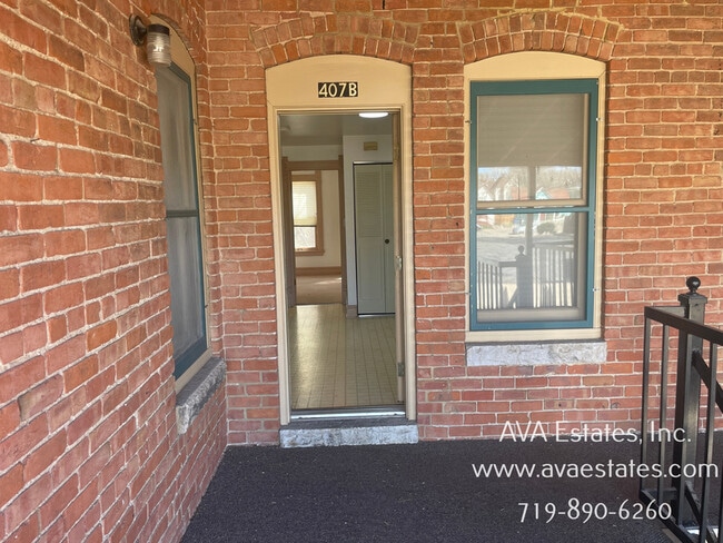 Photo - 407 W 11th St Unidad Apt B