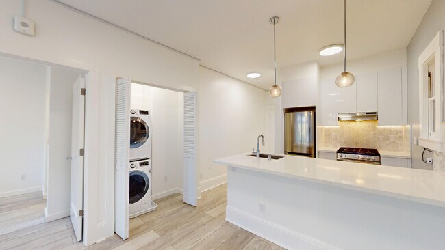 Photo - 940 Hayes St Unit 7