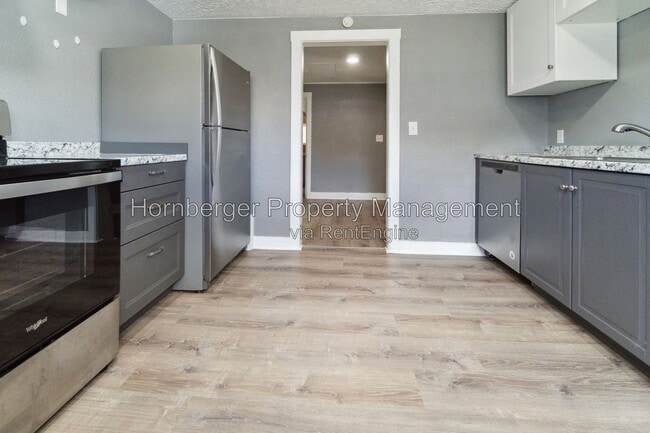 Building Photo - 2702 W Boone Ave