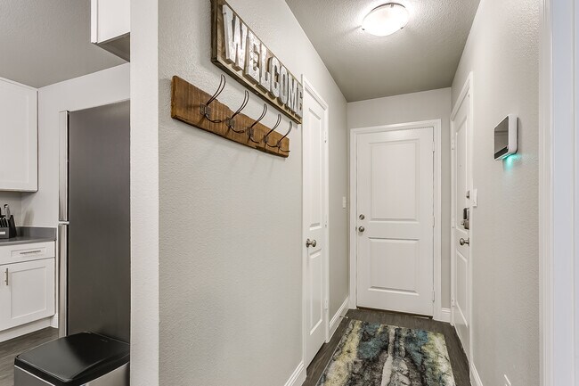 Photo - 4020 Sheraton Rd
