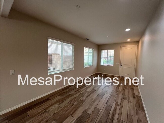 850 Christian Ct