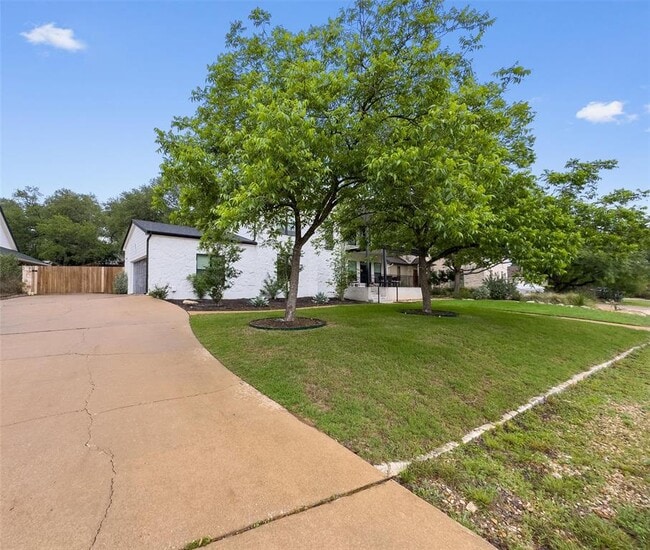 Photo - 307 Hurst Creek Rd