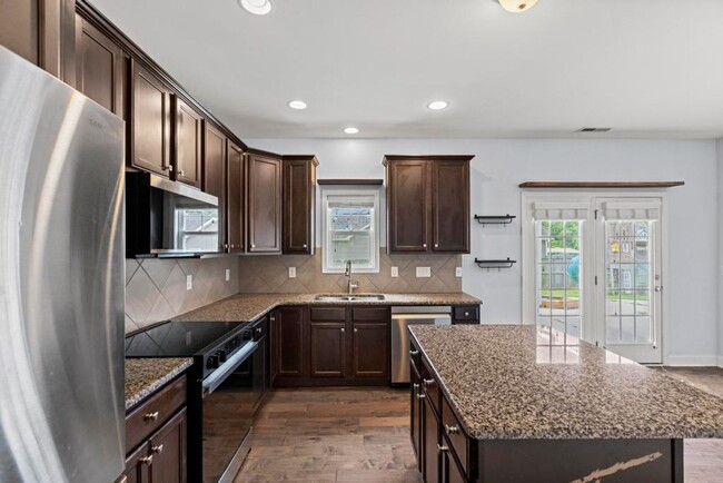 Photo - Beautiful Kitchen, Fenced Yard, Community Pool – Welcome Home!