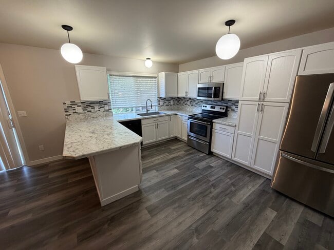 Building Photo - 206 N 41st St Unit 1
