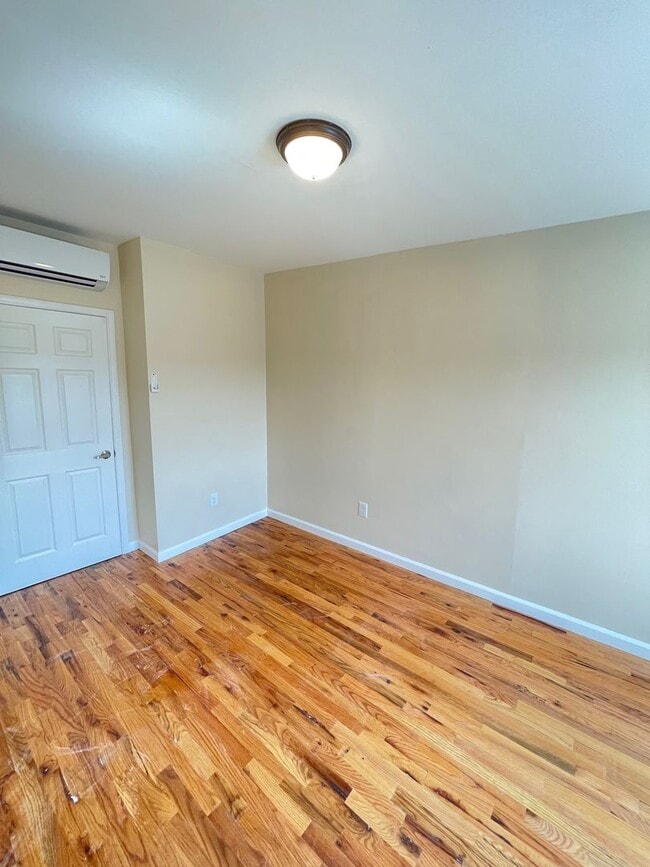 202 Broadway Unit 3