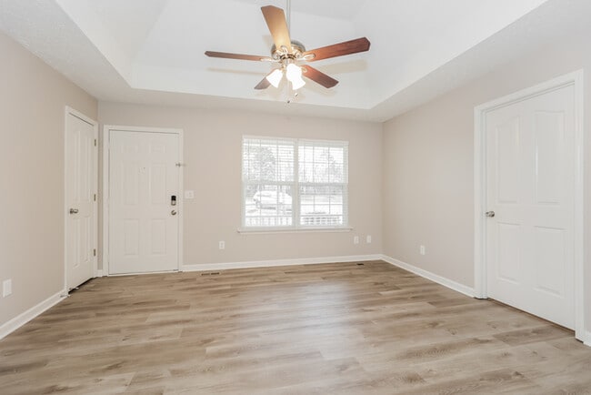 Photo - 5608 Jernigan Ln