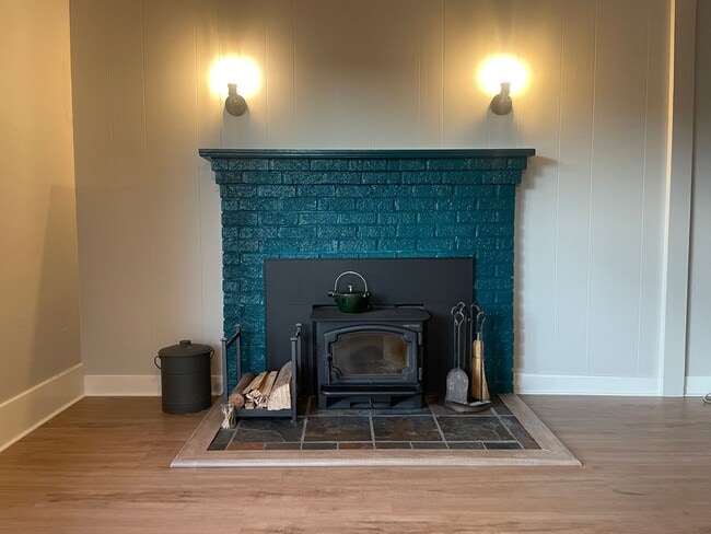 Photo - Welcome Home 3b/1ba Updated Home