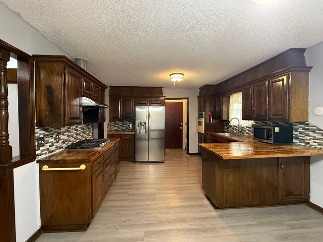 Photo - Must See! Welcome home to your new 3 bedroom, 2 bath home!