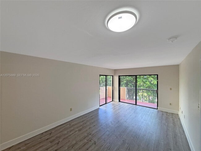 Photo - 995 SW 84th Ave Unit 309
