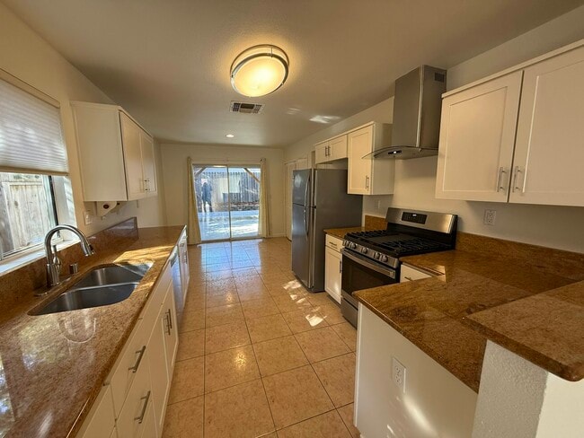 Photo - 1203 Caricia Dr