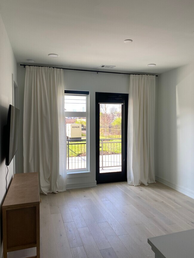 Sala de estar - 1125 10th Ave N Unidad 118