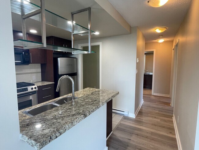 Photo - 608-550 Pacific Street Unit 608