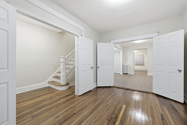 Photo - 711 Harvard St NW