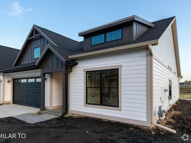 Building Photo - Premium Ames Townhome located at Hayden's ...