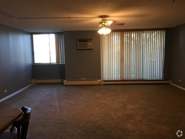 Building Photo - 2201 S Highland Ave Unit 1M Rental