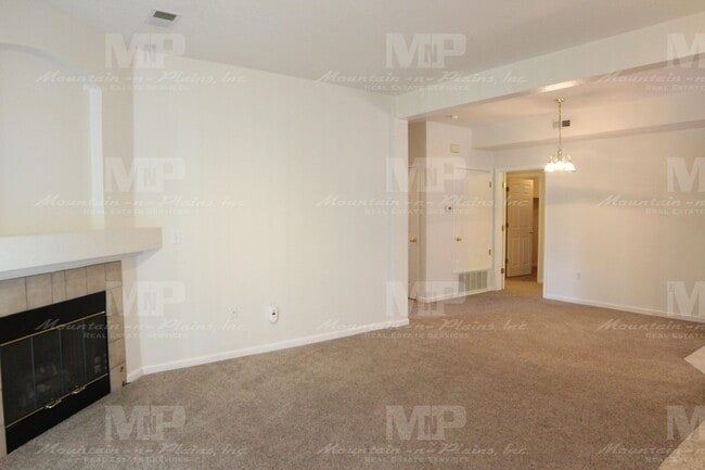 Photo - 5225 White Willow Dr