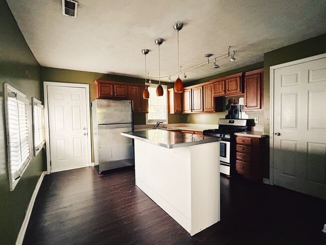 Photo - 319 S. Wenzel St.