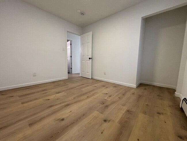 Photo - 9047 Palisade Ave