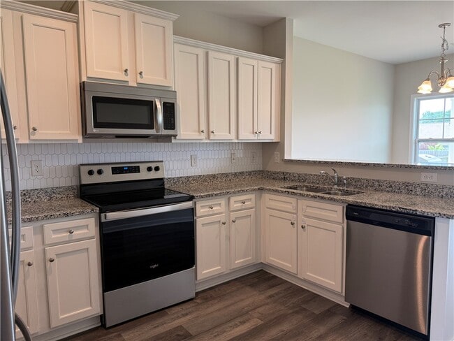 Photo - 117 Weaver Way