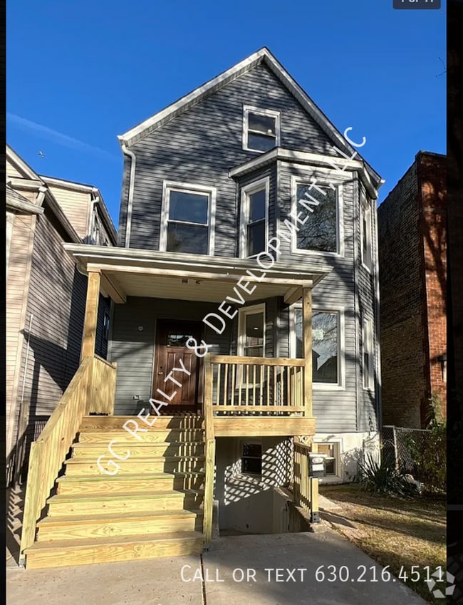 Building Photo - 4339 N Whipple St Unit G Rental