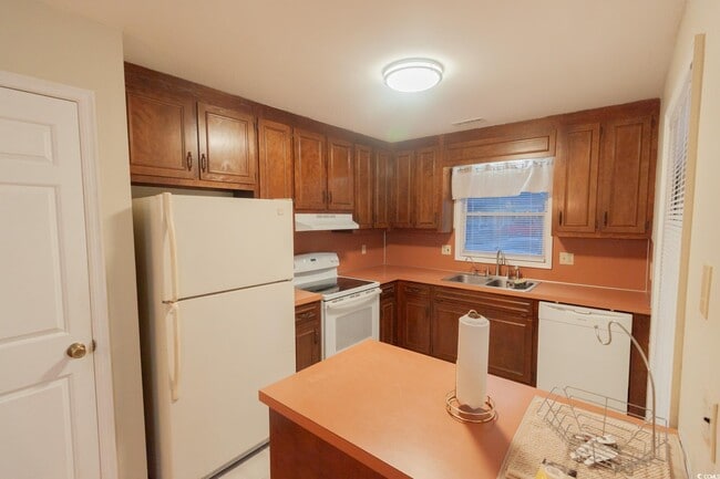 Photo - 1335 Melanie Ln