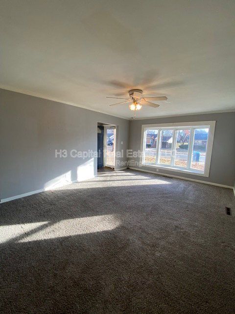 Photo - 2349 Clark Ave