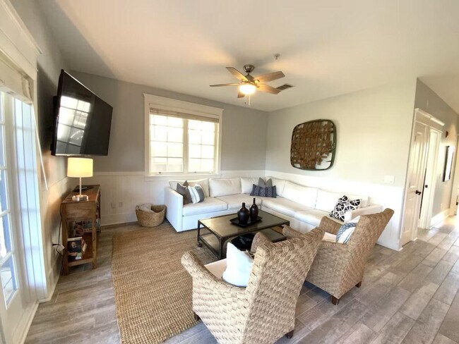 Photo - 122 Georgetown Ave Unidad ID1447164P