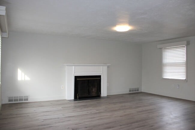 Photo - 760-762 N 100 W Unit 762