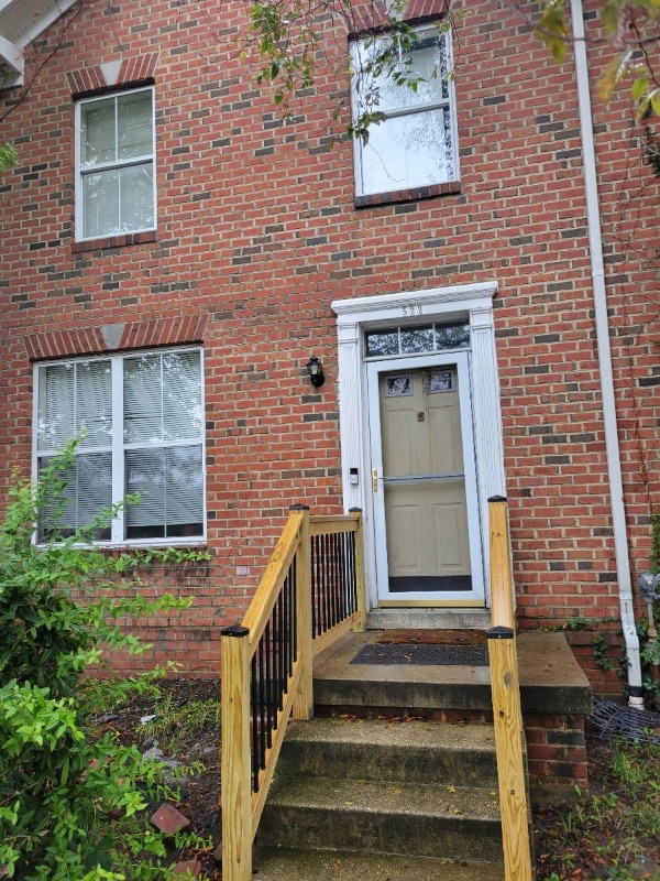 Building Photo - 522 N Fremont Ave