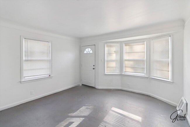 Photo - 3 bedroom ranch $1100